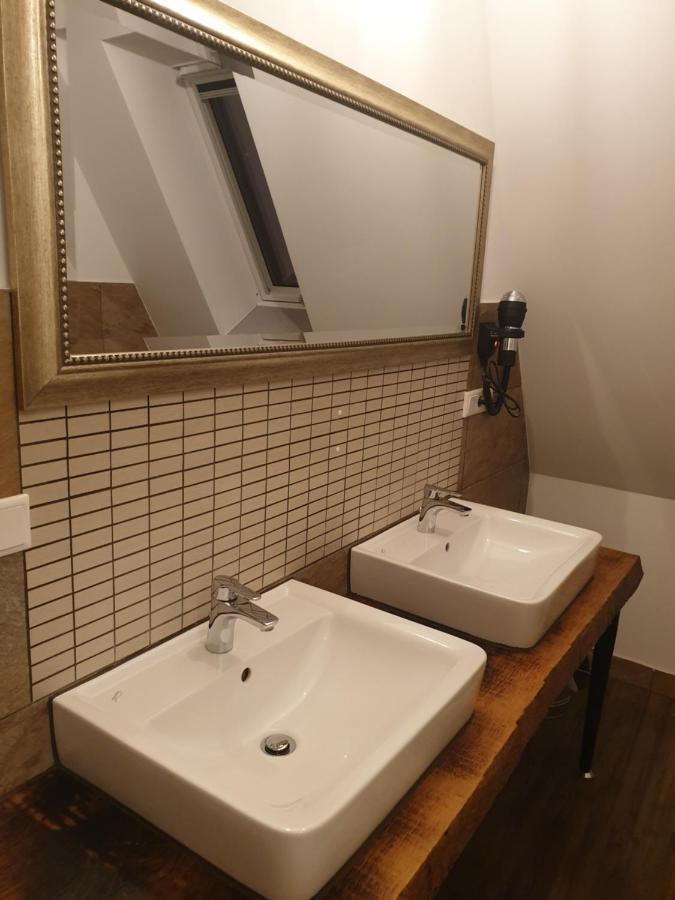 VICTORY GuestHouse Bielefeld Extérieur photo